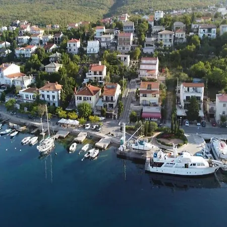 Idea - One Bedroom With Balcony And Sea View - A1 - Biser *